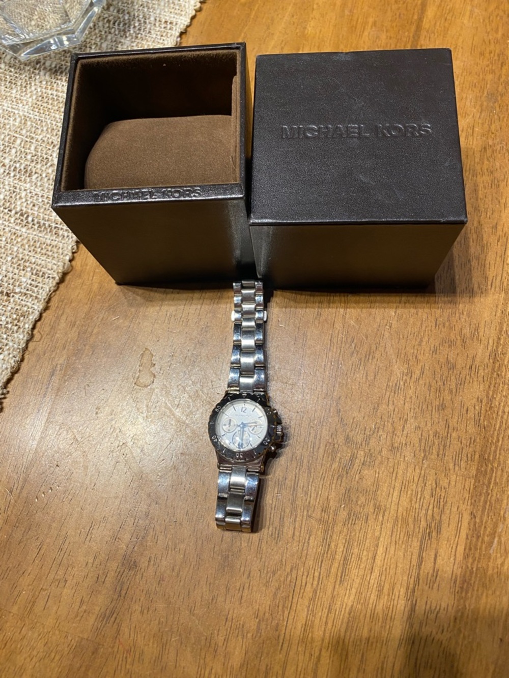 Michael Kors stainless steel Chronograph watch #5498. Excellent condition